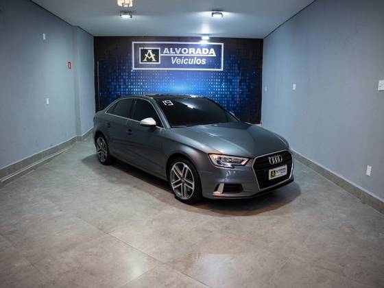 AUDI A3 2.0 TFSI GASOLINA SEDAN PERFORMANCE S-TRONIC AUDI A3 2.0 TFSI GASOLINA SEDAN PERFORMANCE S-TRONIC